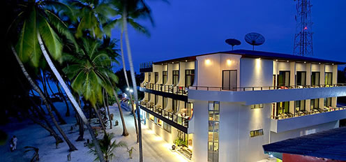 Hotel-Kaani-Beach